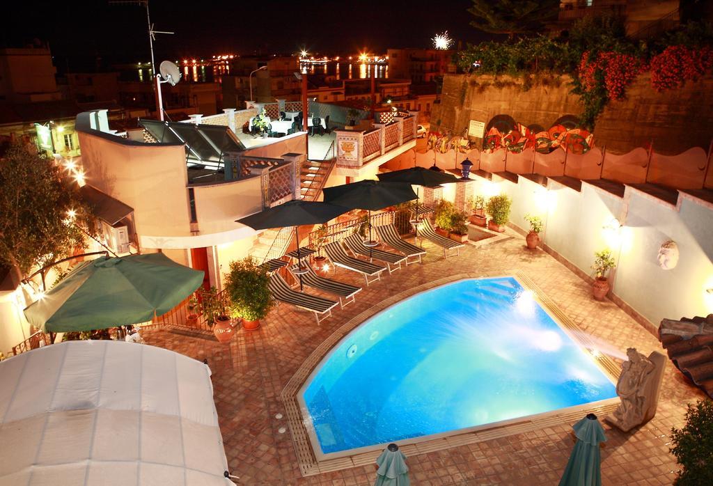 Villa Cristina Giardini Naxos Exterior foto