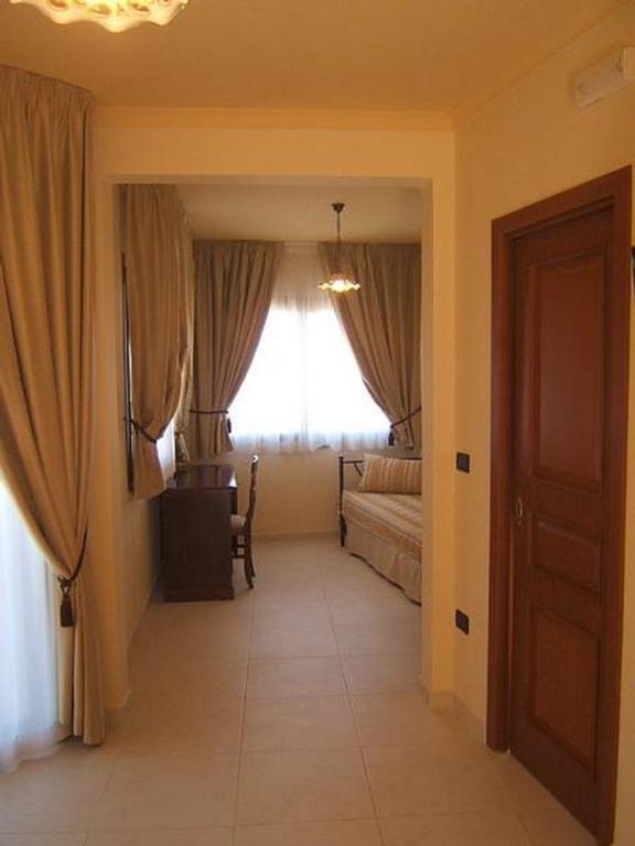 Villa Cristina Giardini Naxos Exterior foto